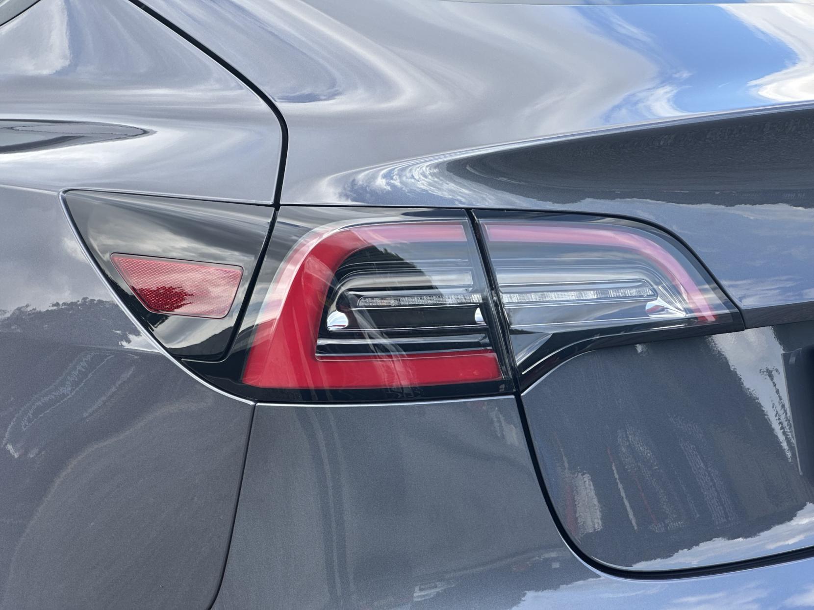 Tesla Model 3 Standard Range Plus Saloon 4dr Electric Auto RWD (241 bhp)