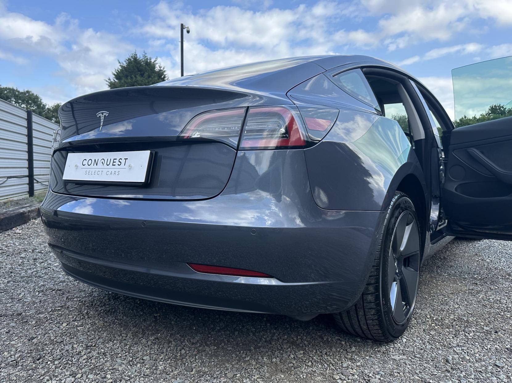 Tesla Model 3 Standard Range Plus Saloon 4dr Electric Auto RWD (241 bhp)