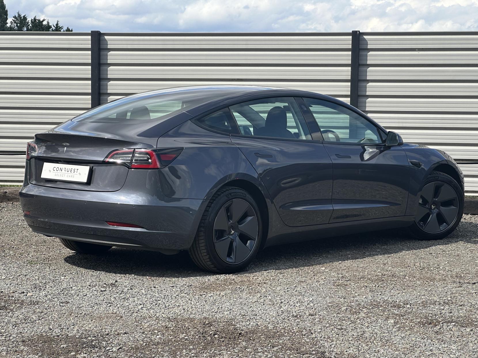 Tesla Model 3 Standard Range Plus Saloon 4dr Electric Auto RWD (241 bhp)