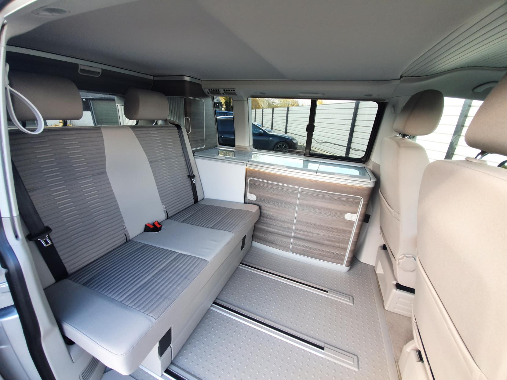 Volkswagen California 2.0 TDI BlueMotion Tech Ocean Camper 4dr Diesel DSG Euro 6 (s/s) (150 ps)