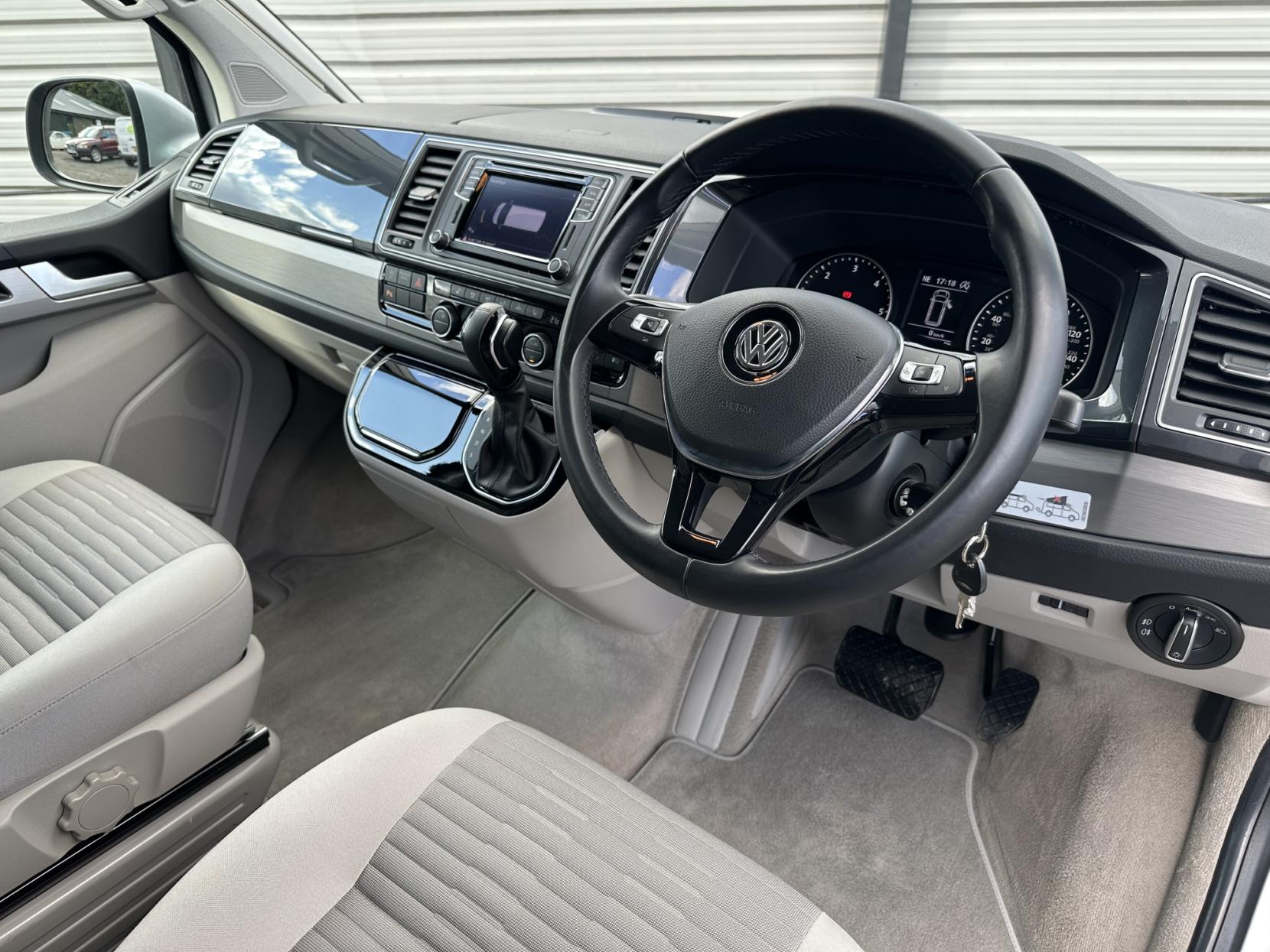Volkswagen California 2.0 TDI BlueMotion Tech Ocean Camper 4dr Diesel DSG Euro 6 (s/s) (150 ps)