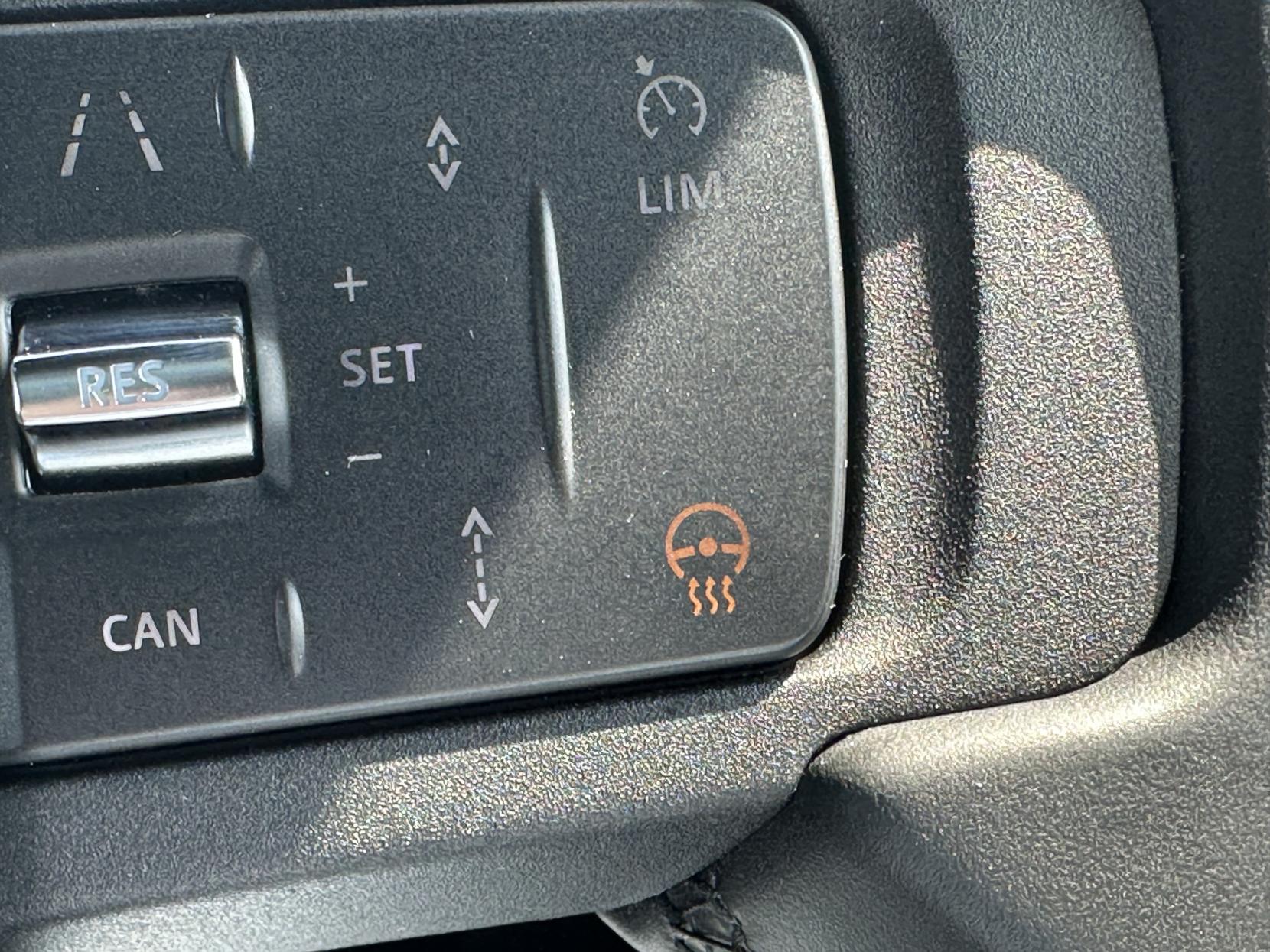 Land Rover Defender 110 3.0 D300 MHEV 75th Limited Edition SUV 5dr Diesel Auto 4WD Euro 6 (s/s) (300 ps)