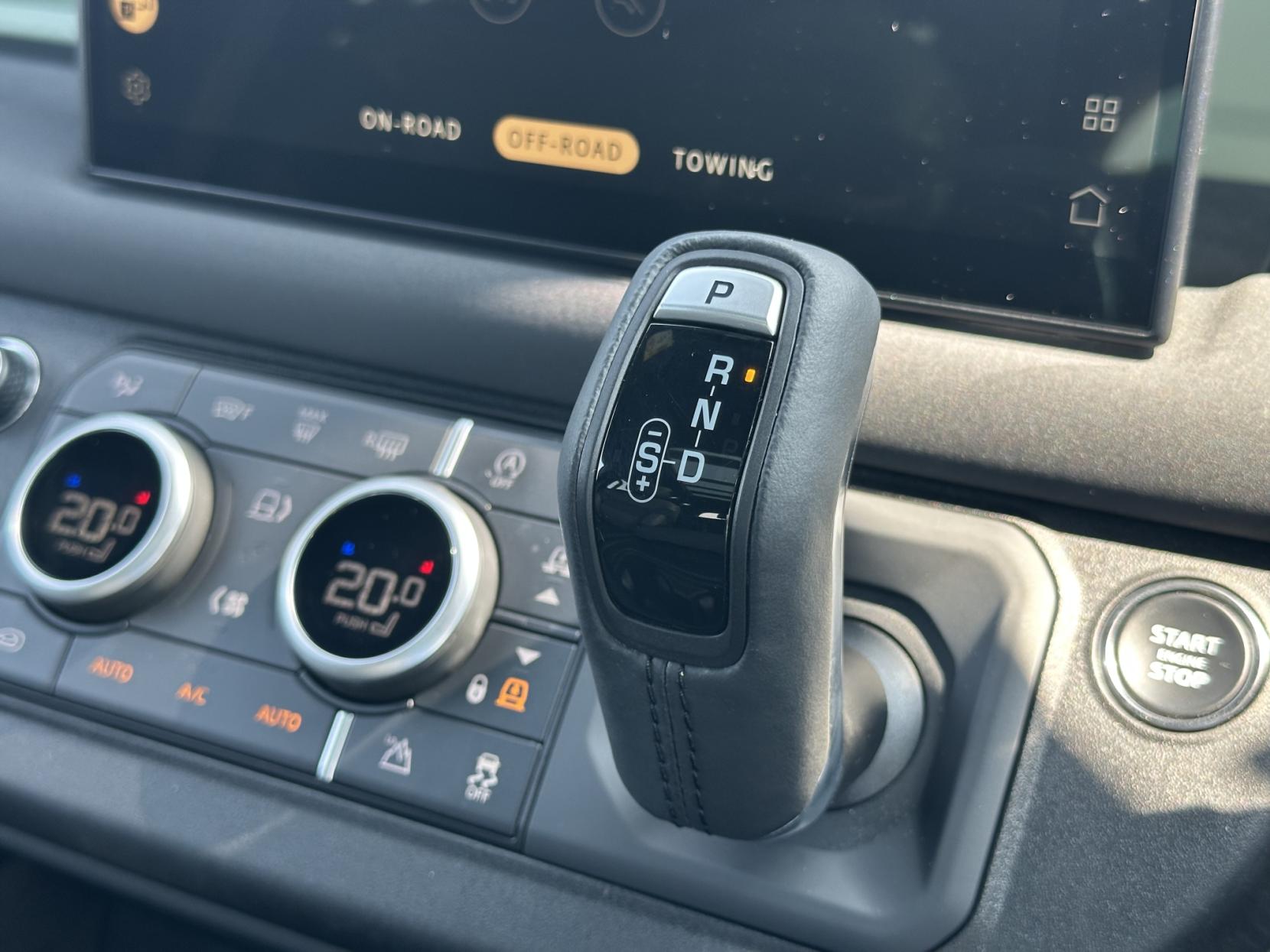 Land Rover Defender 110 3.0 D300 MHEV 75th Limited Edition SUV 5dr Diesel Auto 4WD Euro 6 (s/s) (300 ps)