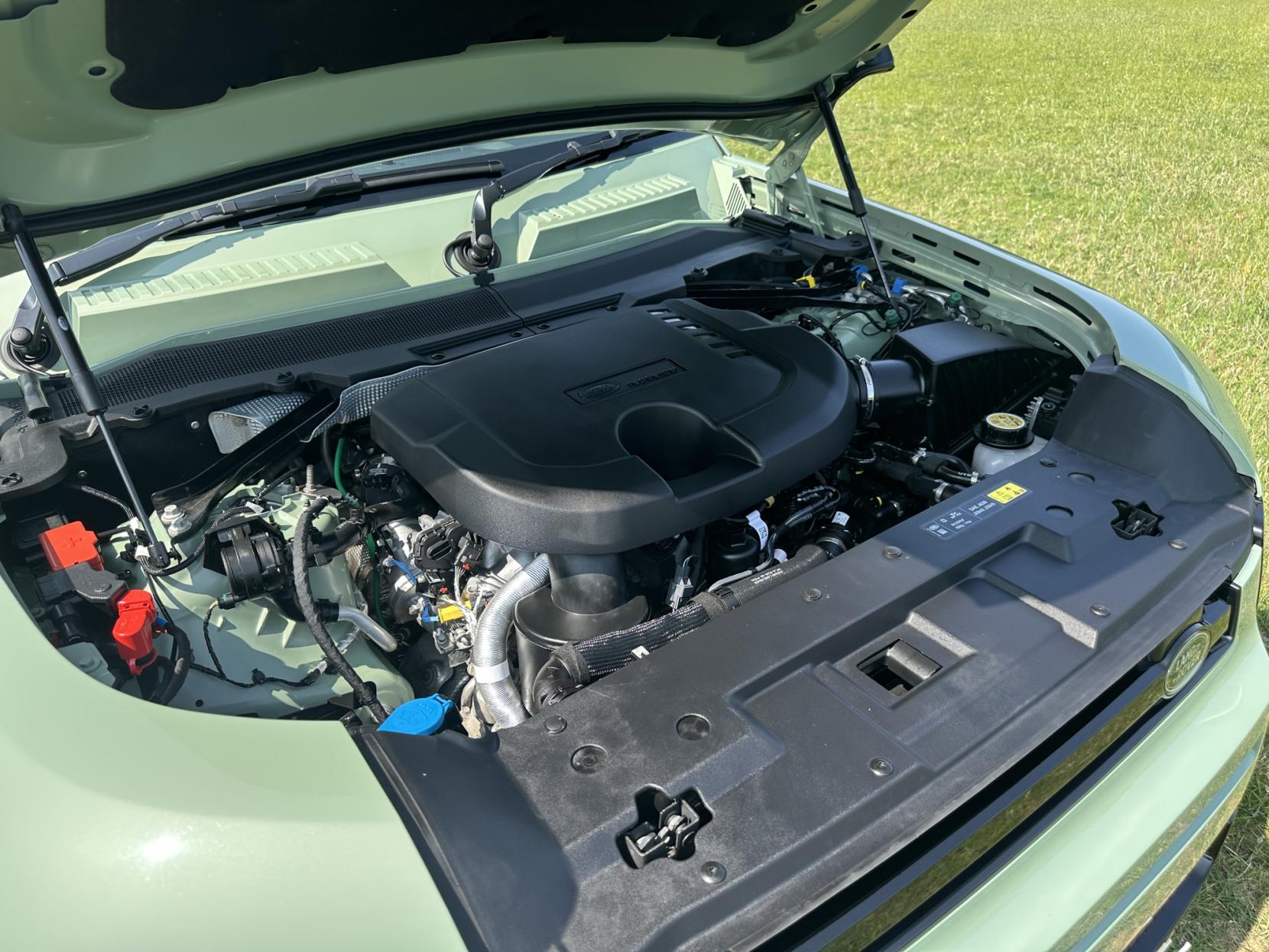 Land Rover Defender 110 3.0 D300 MHEV 75th Limited Edition SUV 5dr Diesel Auto 4WD Euro 6 (s/s) (300 ps)