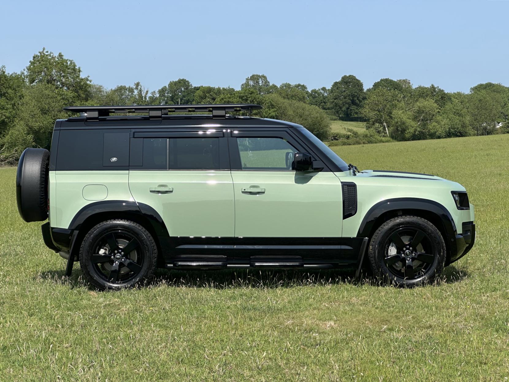 Land Rover Defender 110 3.0 D300 MHEV 75th Limited Edition SUV 5dr Diesel Auto 4WD Euro 6 (s/s) (300 ps)