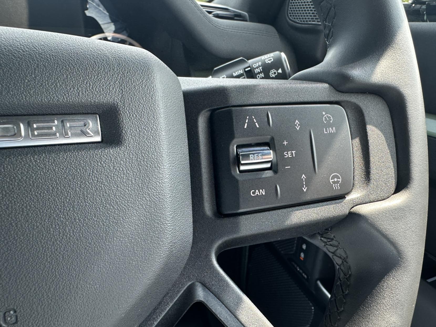 Land Rover Defender 110 3.0 D300 MHEV 75th Limited Edition SUV 5dr Diesel Auto 4WD Euro 6 (s/s) (300 ps)