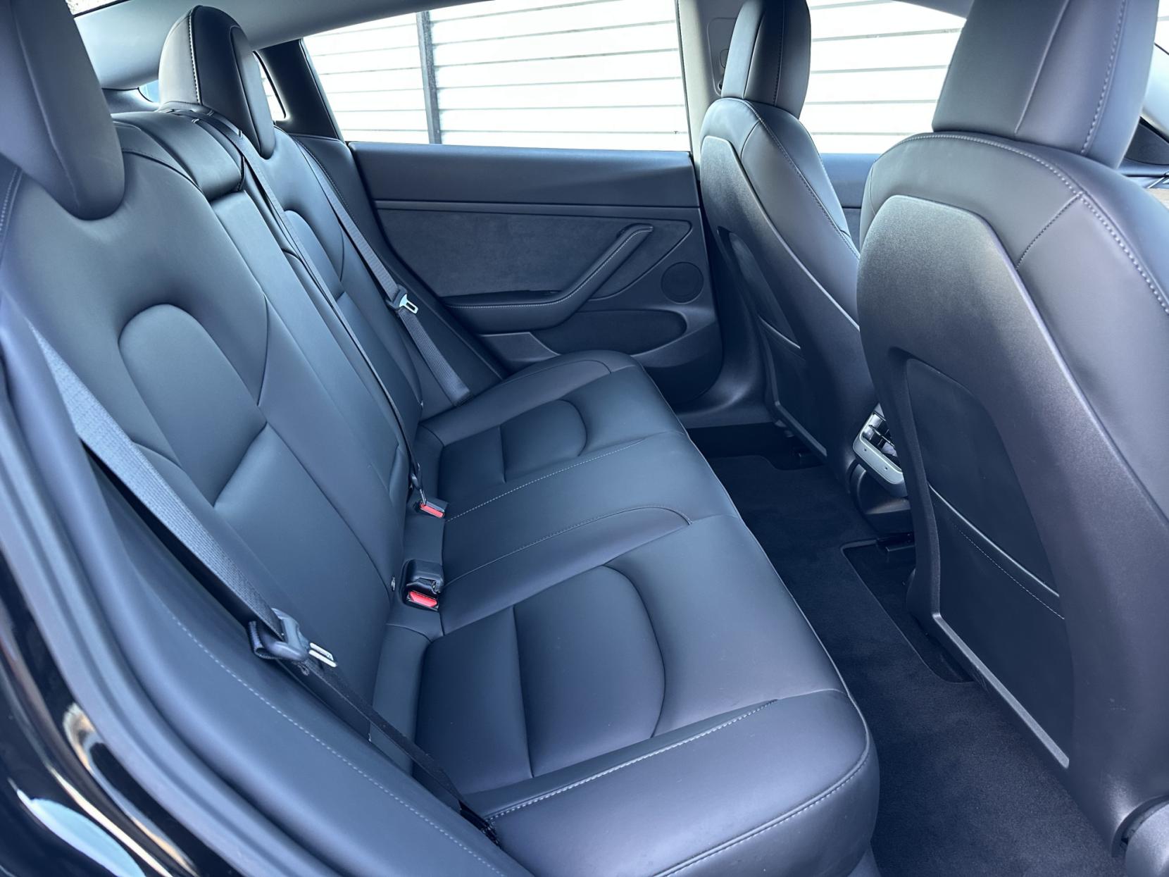 Tesla Model 3 (Dual Motor) Performance Saloon 4dr Electric Auto 4WDE (Performance Upgrade) (449 bhp)