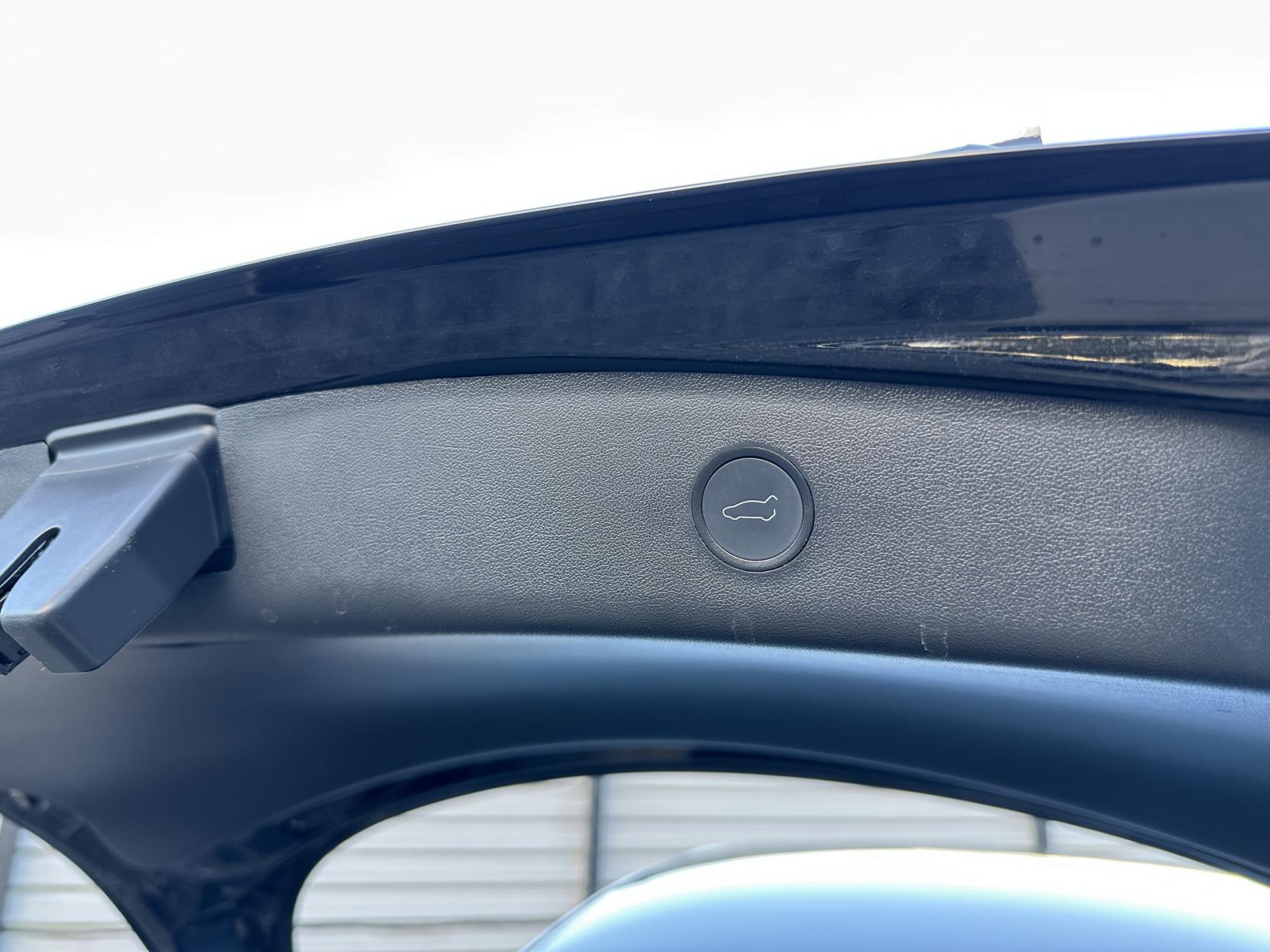 Tesla Model 3 (Dual Motor) Performance Saloon 4dr Electric Auto 4WDE (Performance Upgrade) (449 bhp)