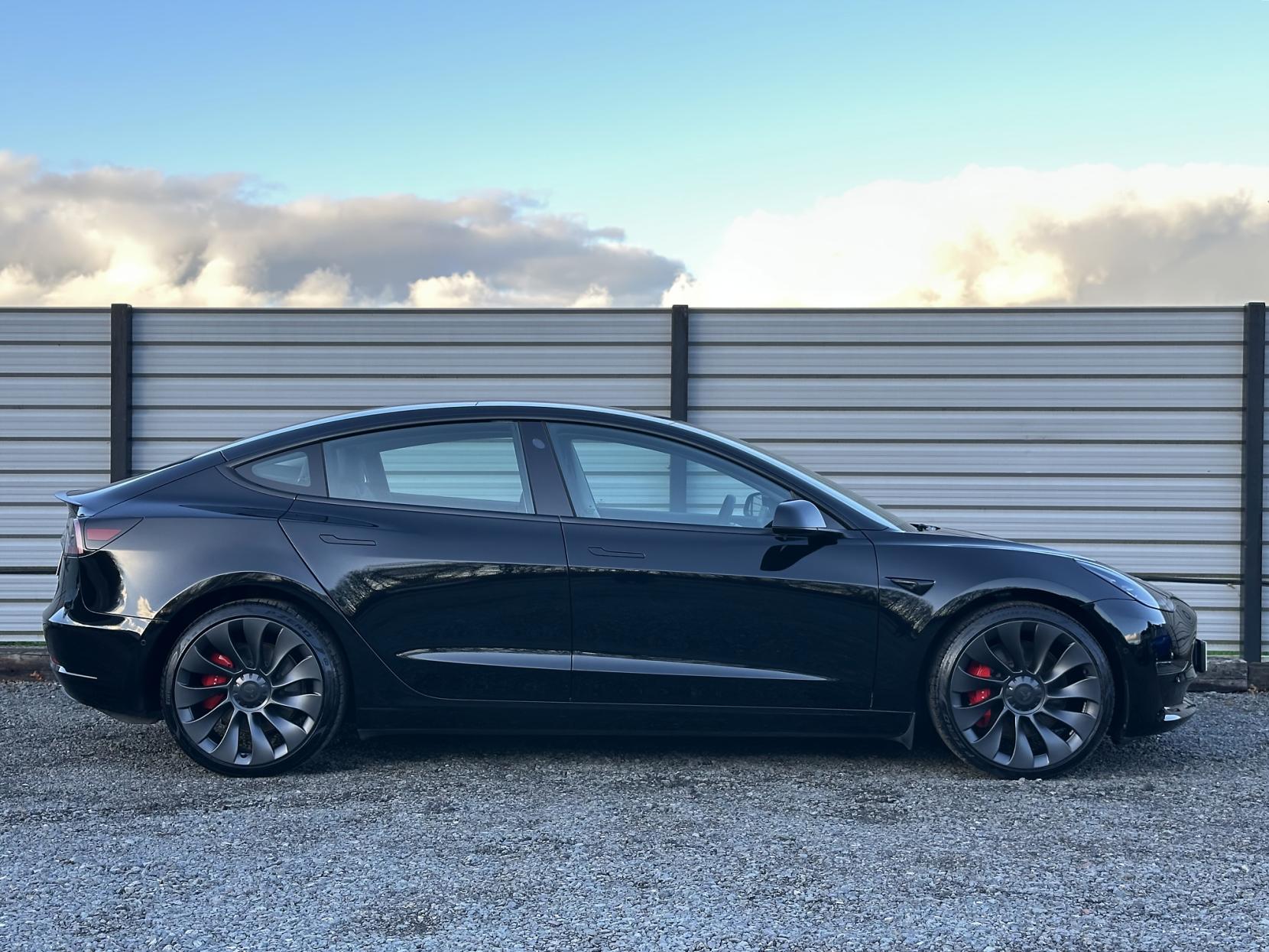Tesla Model 3 (Dual Motor) Performance Saloon 4dr Electric Auto 4WDE (Performance Upgrade) (449 bhp)