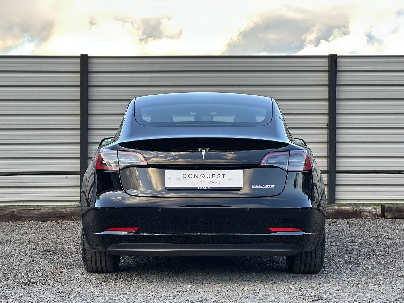 Tesla Model 3 (Dual Motor) Performance Saloon 4dr Electric Auto 4WDE (Performance Upgrade) (449 bhp)