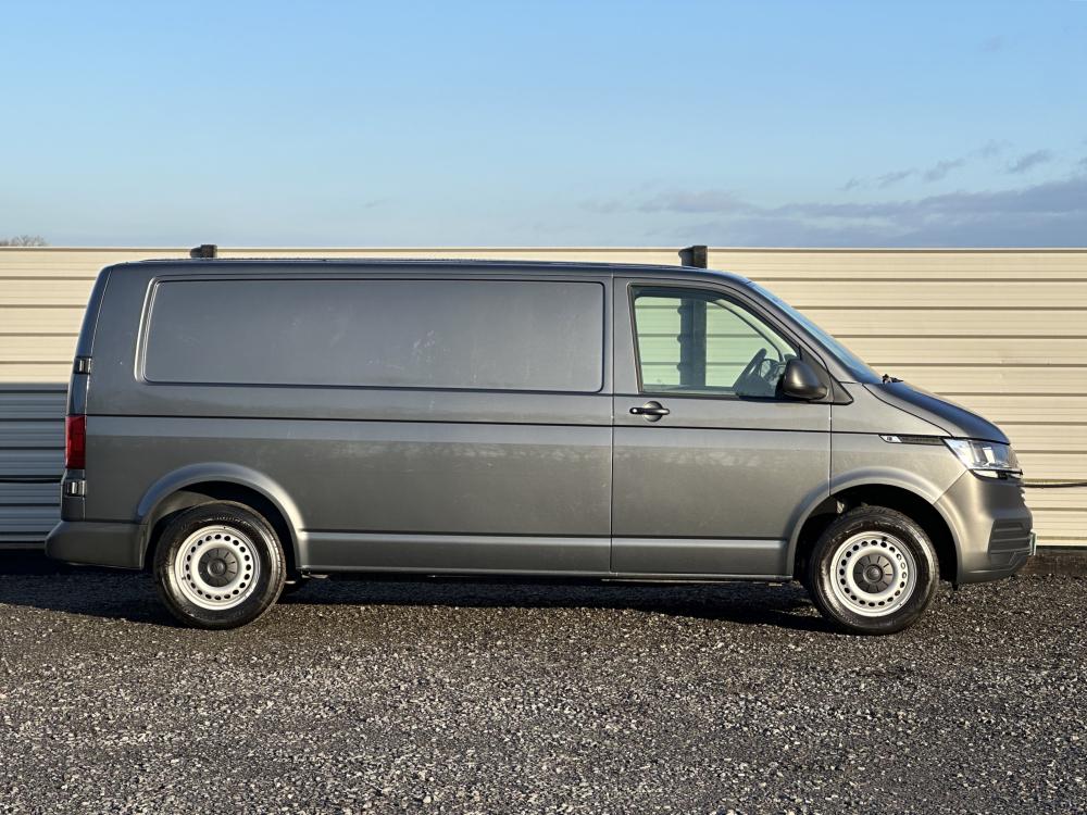 Volkswagen e-Transporter e 110 37.3kWh Panel Van 5dr Electric Auto LWB (110 ps)