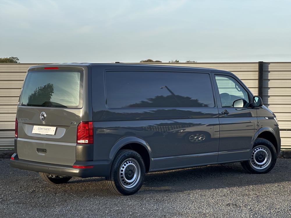 Volkswagen e-Transporter e 110 37.3kWh Panel Van 5dr Electric Auto LWB (110 ps)