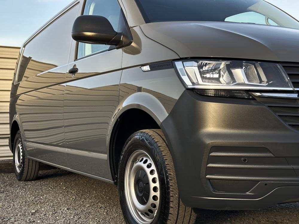 Volkswagen e-Transporter e 110 37.3kWh Panel Van 5dr Electric Auto LWB (110 ps)