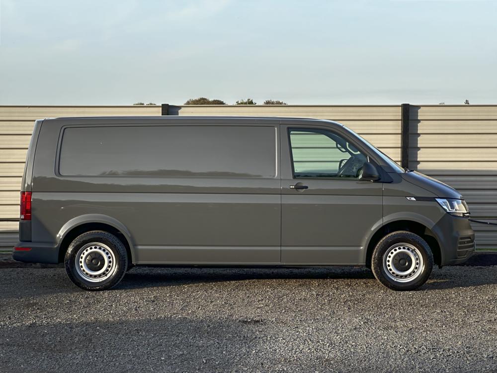 Volkswagen e-Transporter e 110 37.3kWh Panel Van 5dr Electric Auto LWB (110 ps)