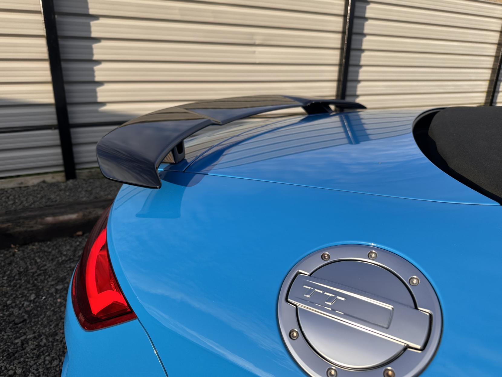 Audi TT 2.0 TFSI 40 Black Edition Roadster 2dr Petrol S Tronic Euro 6 (s/s) (197 ps)