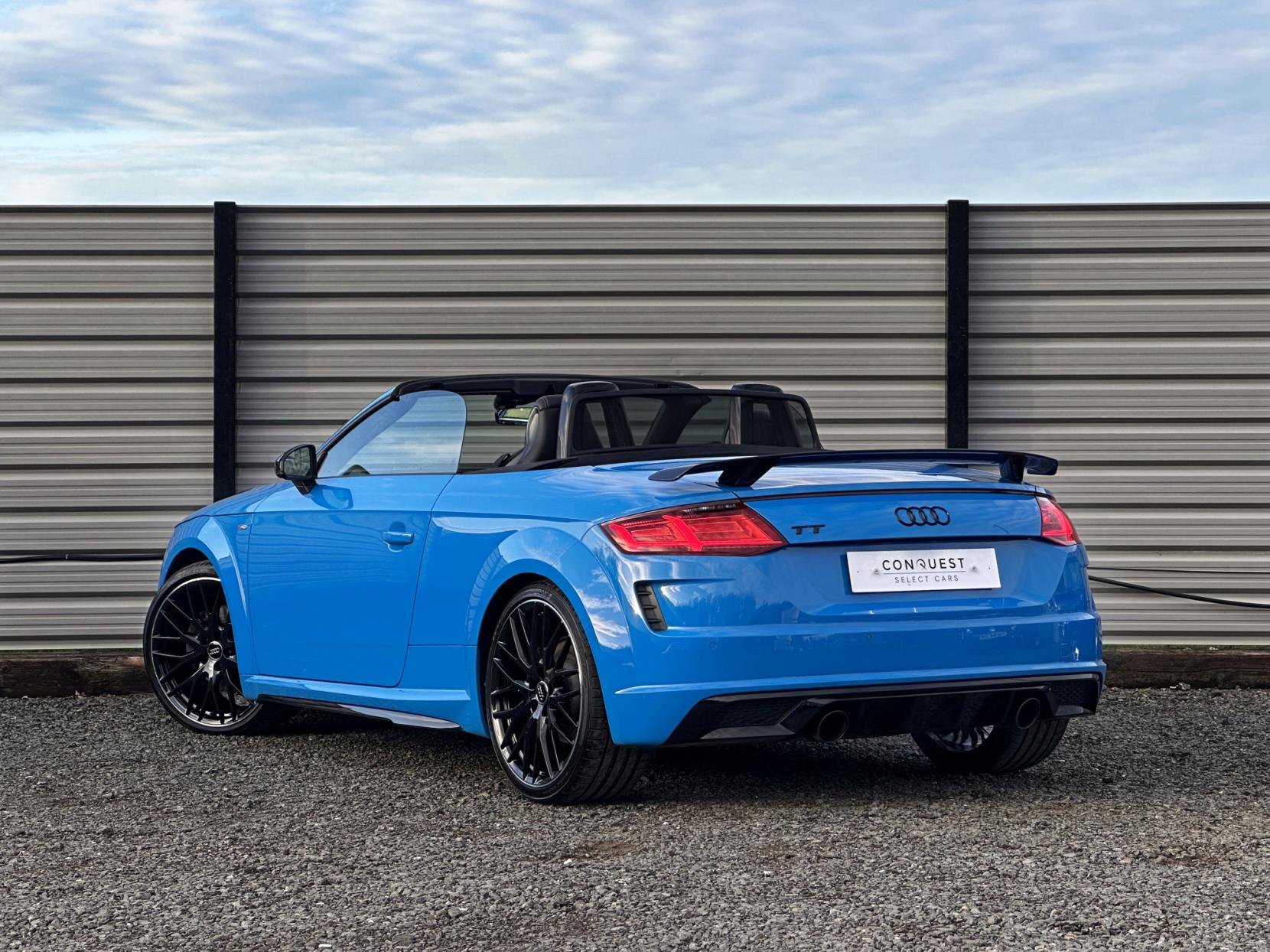 Audi TT 2.0 TFSI 40 Black Edition Roadster 2dr Petrol S Tronic Euro 6 (s/s) (197 ps)