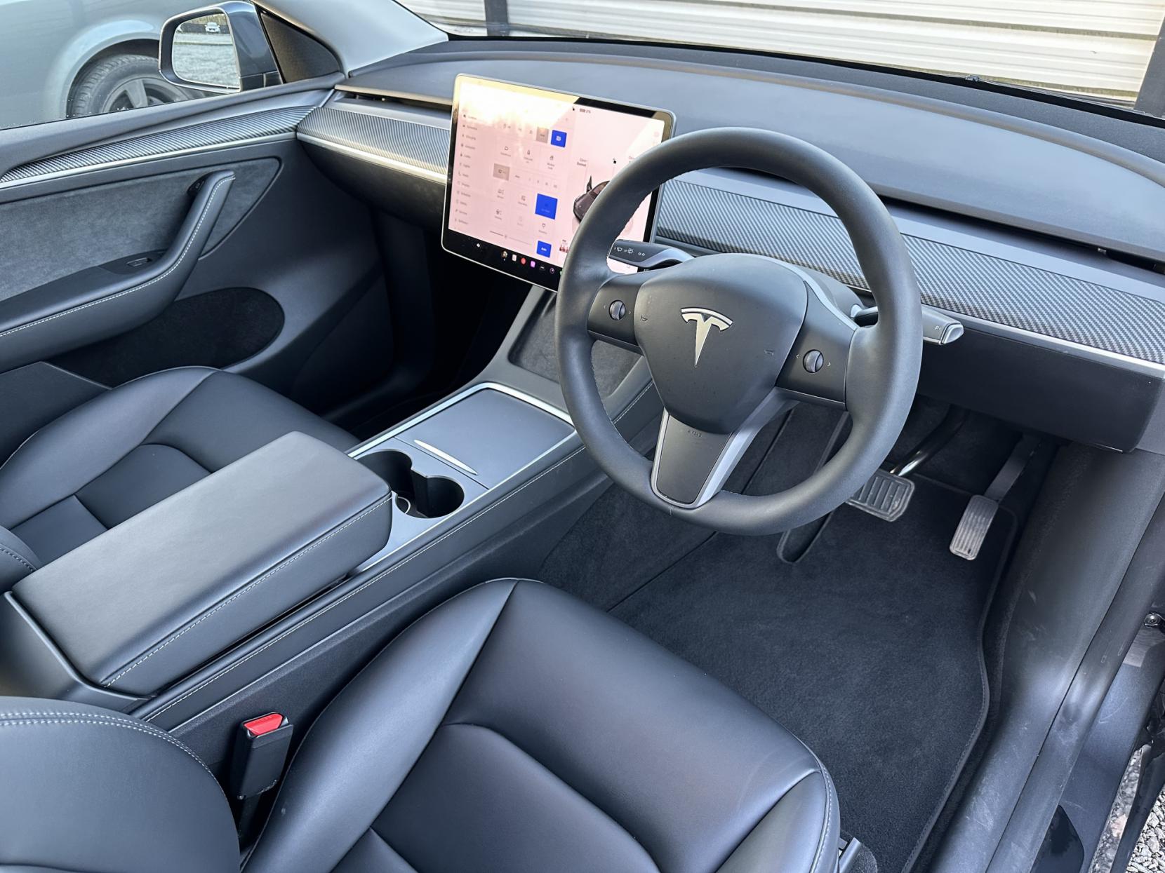 Tesla Model Y (Dual Motor) Long Range SUV 5dr Electric Auto 4WDE (384 bhp)