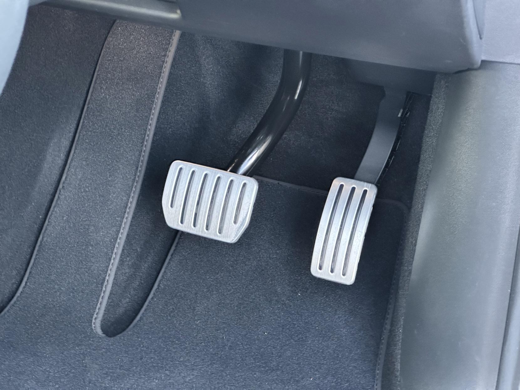 Tesla Model Y (Dual Motor) Performance SUV 5dr Electric Auto 4WDE (426 bhp)