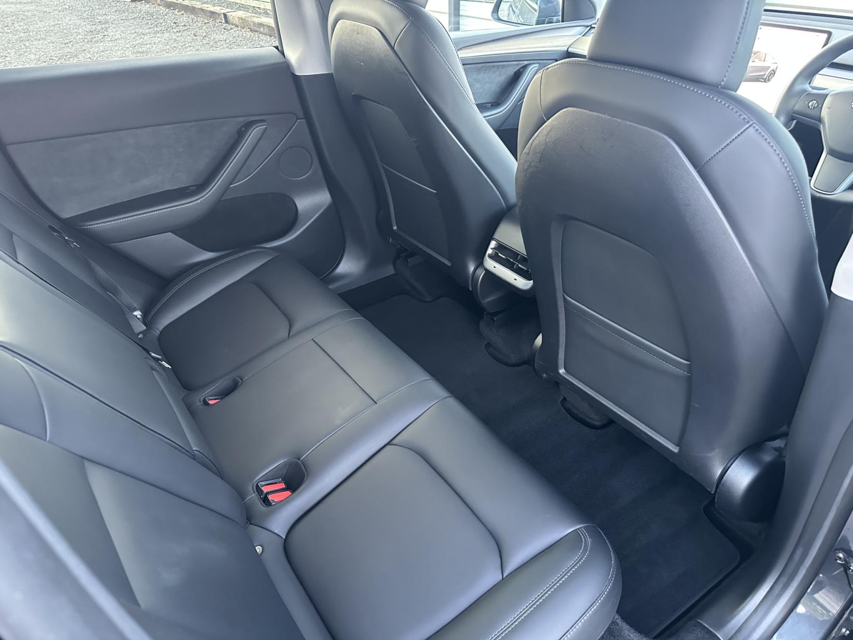 Tesla Model Y (Dual Motor) Performance SUV 5dr Electric Auto 4WDE (426 bhp)