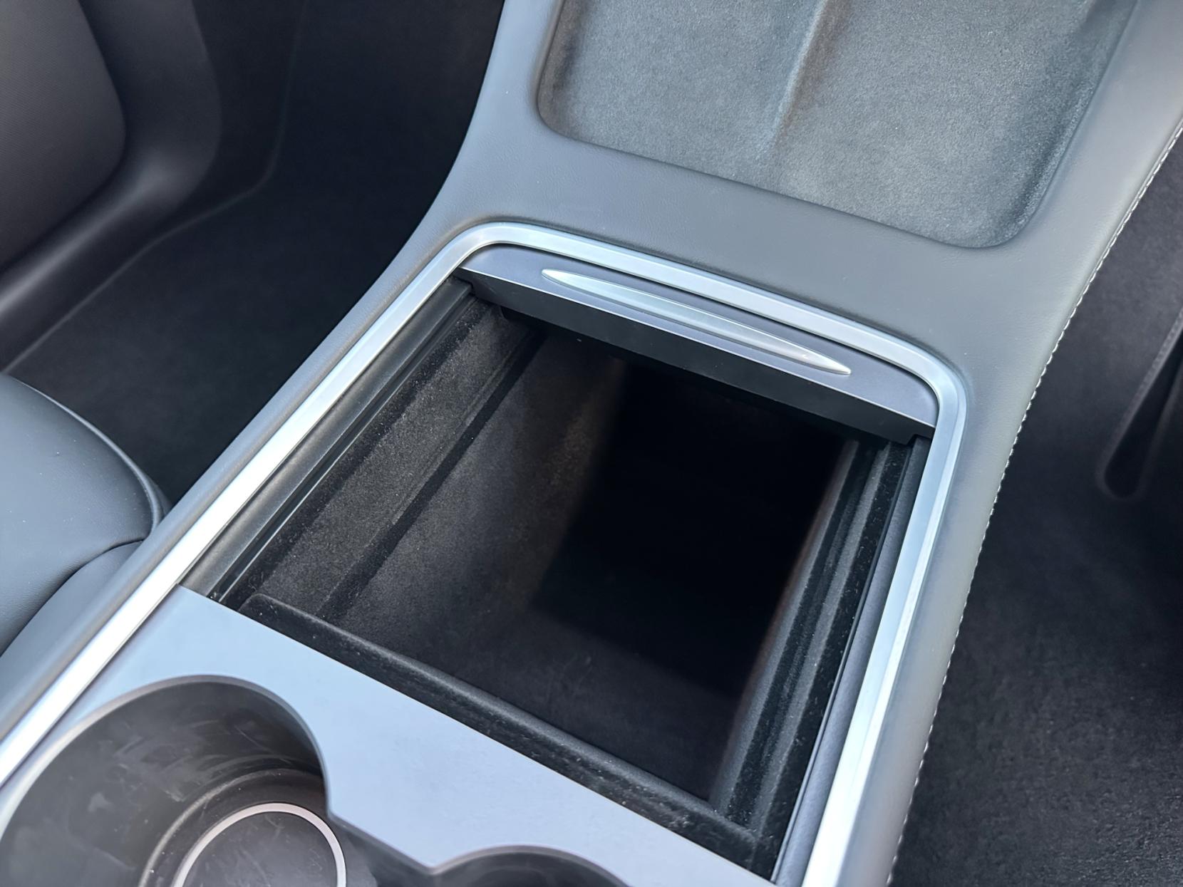 Tesla Model Y (Dual Motor) Performance SUV 5dr Electric Auto 4WDE (426 bhp)