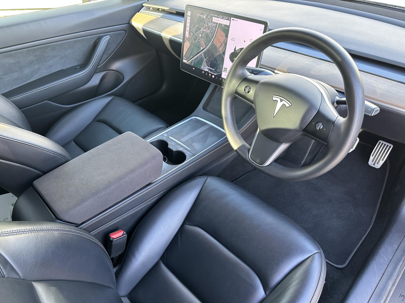 Tesla Model 3 Standard Range Plus Saloon 4dr Electric Auto RWD (241 bhp)