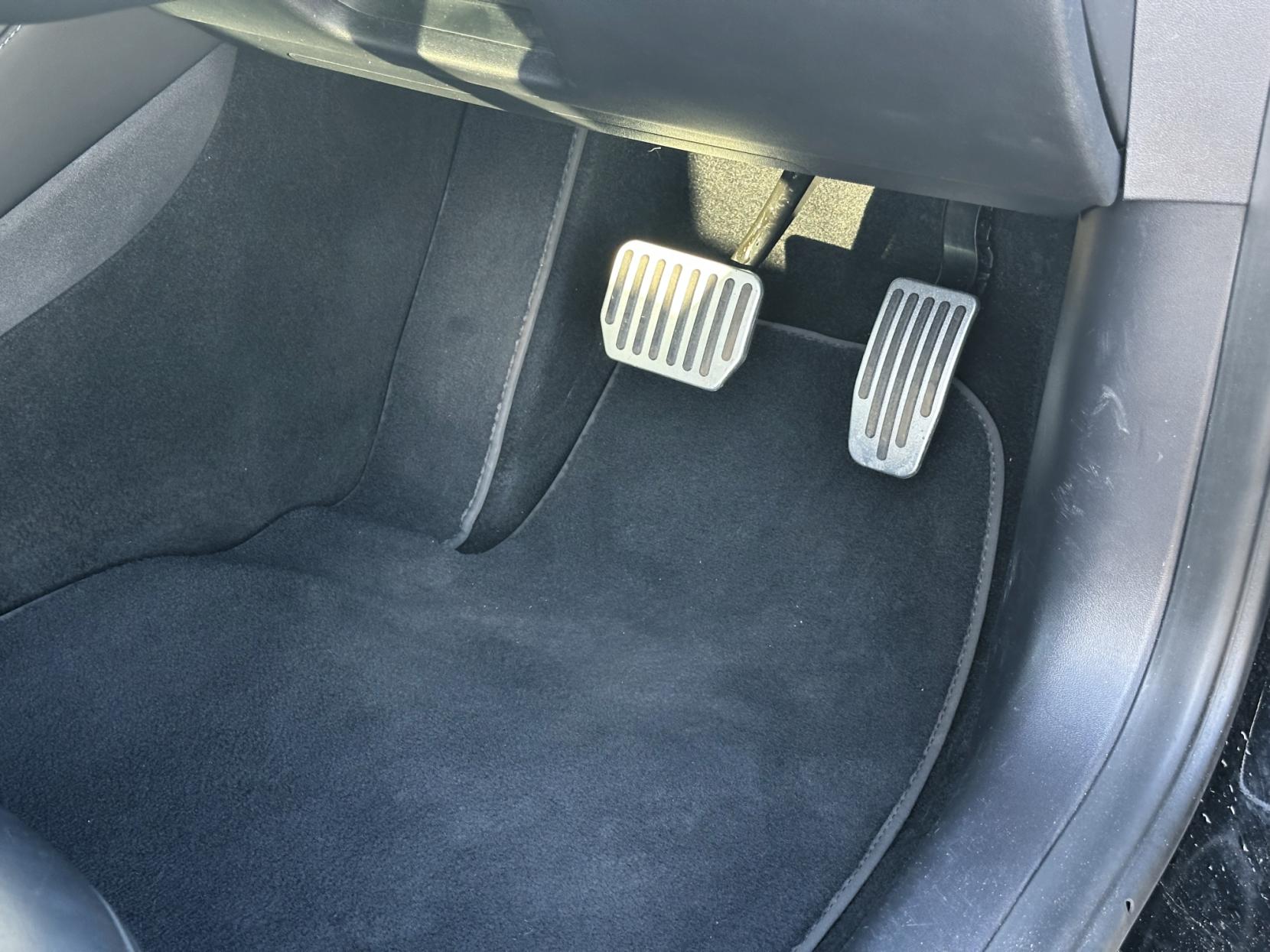 Tesla Model 3 Standard Range Plus Saloon 4dr Electric Auto RWD (241 bhp)