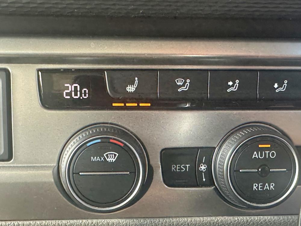 Volkswagen California 2.0 TDI Surf Camper 4dr Diesel DSG Euro 6 (s/s) (150 ps)