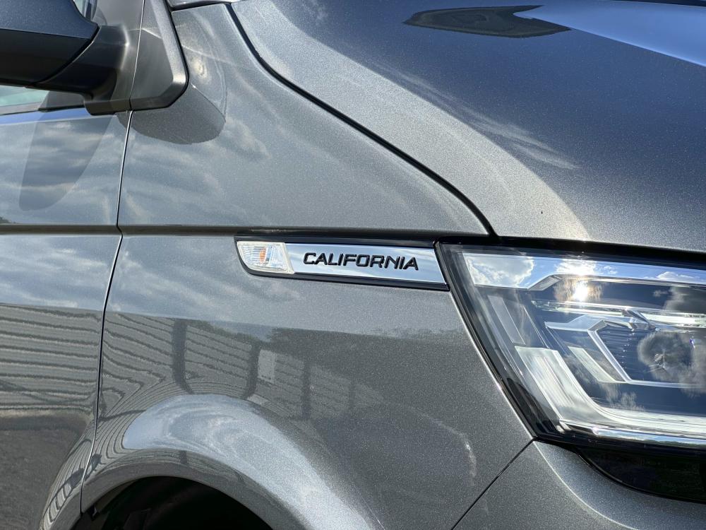 Volkswagen California 2.0 TDI Surf Camper 4dr Diesel DSG Euro 6 (s/s) (150 ps)