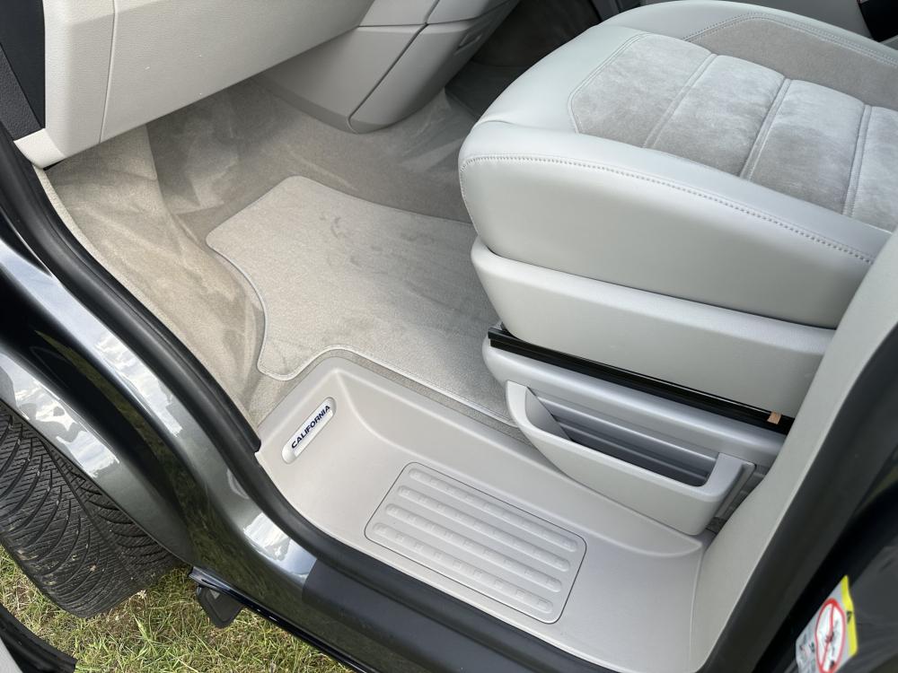 Volkswagen California 2.0 TDI BlueMotion Tech Ocean Camper 4dr Diesel DSG Euro 6 (s/s) (150 ps)
